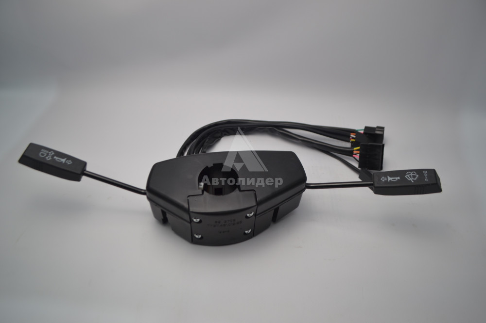 89.3709 Переключатель света П-145 н/о "RADLINE" 89.3709